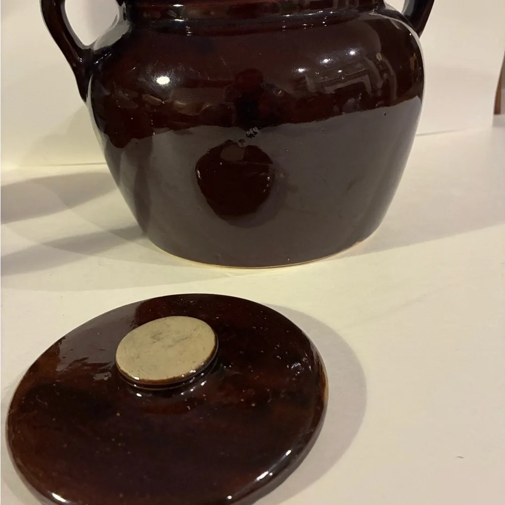 USA Pottery VTG Brown Glaze Bean Pot W/ Lid  Ceramic Soup Tureen Loop Handles